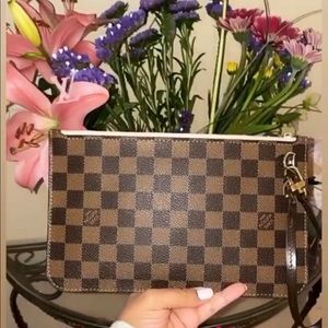 Neverfull pochette mm in rose ballerine